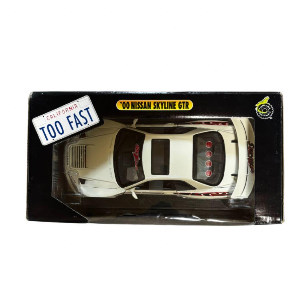 激レア　マッスルマシーン ミニカー NISSAN スカイライン　GT-R 00