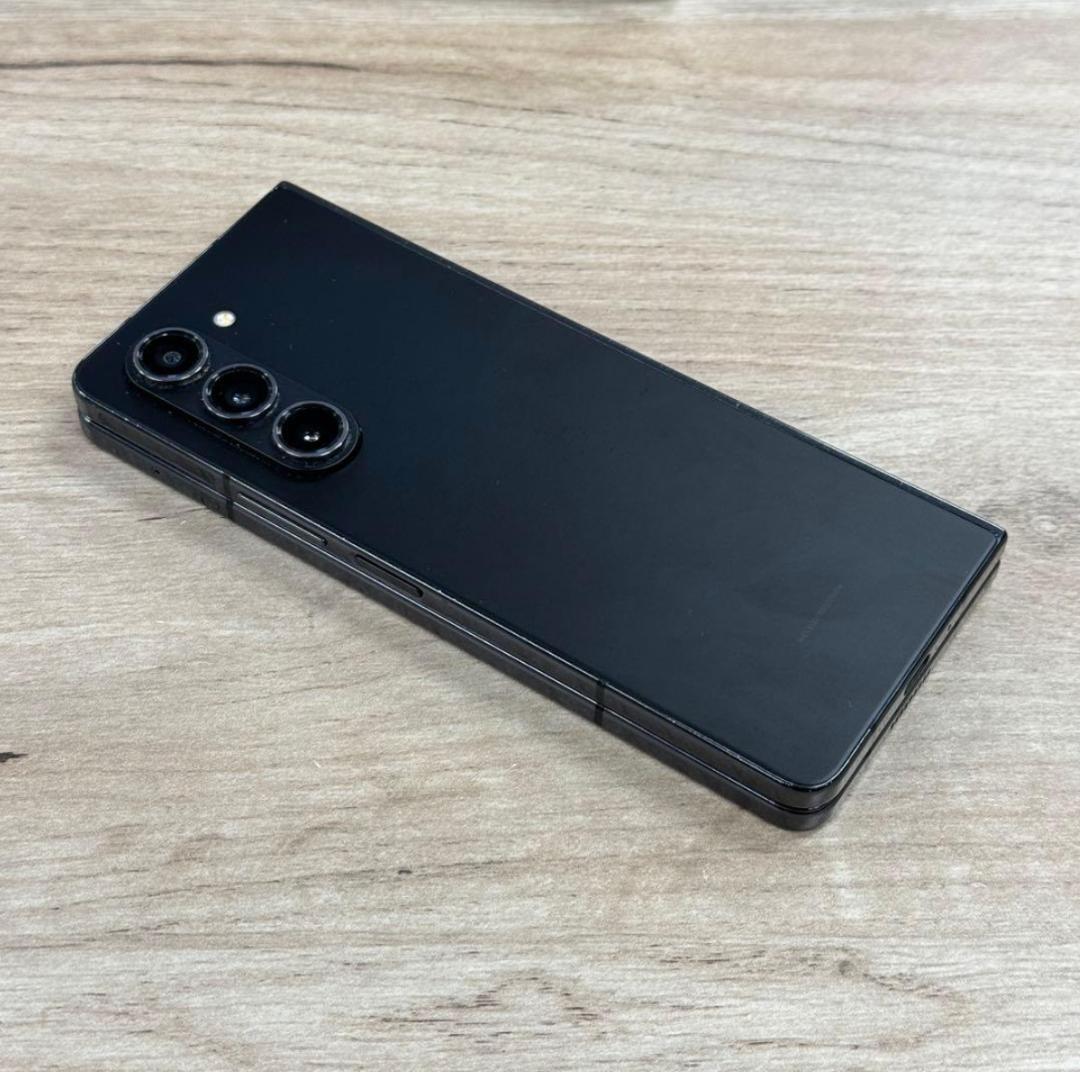 [超美品] Galaxy Z Fold 5 | 256gb | SIMフリー