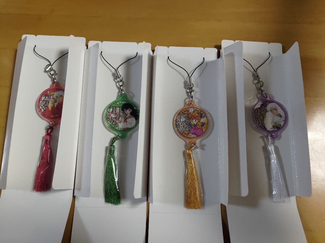 エヴァンゲリオン　犬夜叉　クリアファイル　犬夜叉　タッセル　キーホルダー　4種類