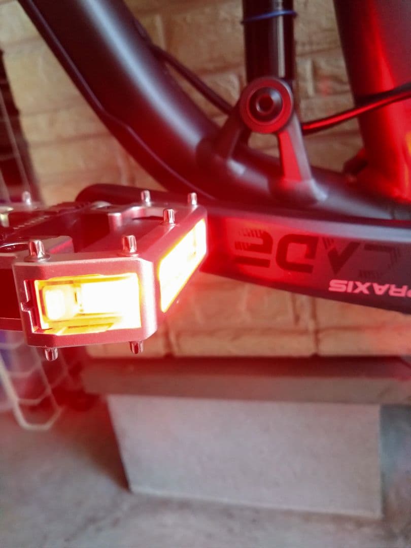 【syucom】 2023 TREK Fuel Ex5