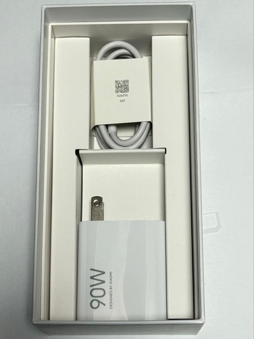 美品 Xiaomi 15 White 12GB RAM 250GB ROM