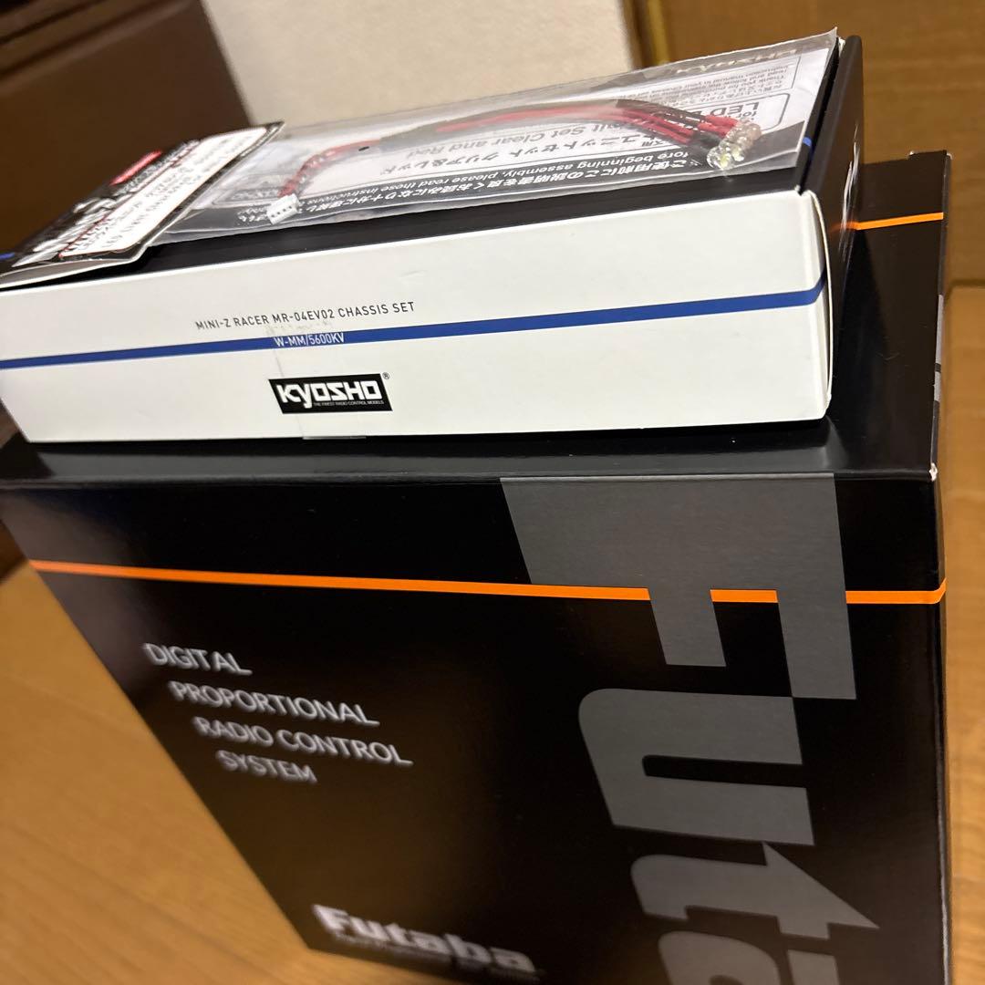 Kyosho Mini-Z Racer MR-04EVO2 & プロポセット美品