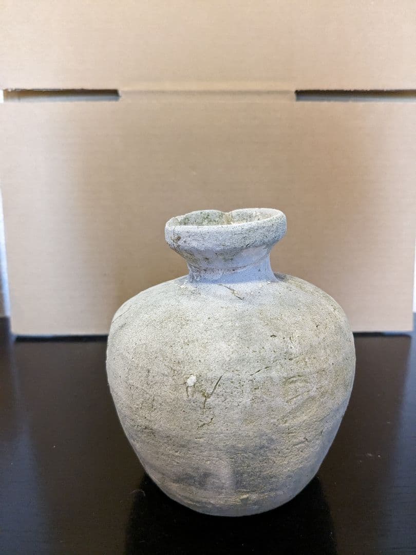 鎌倉時代の古瀬戸破れ壺