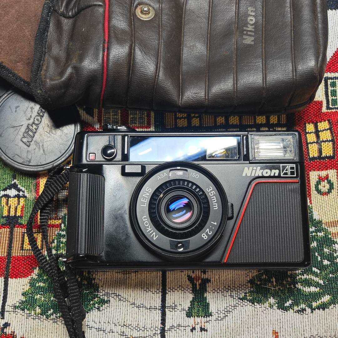 完動美品　Nikon L35AF 35mm F2.8 ピカイチ　ISO1000