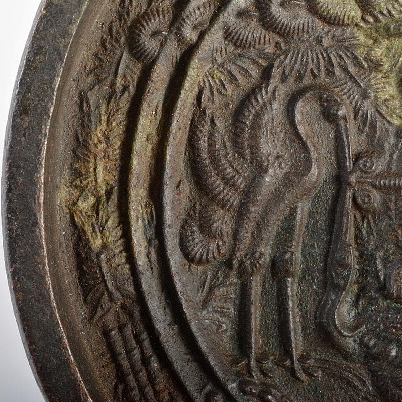 天下一飯村作　古銅　双鶴松竹梅文　銅鏡　古鏡　時代箱付　V　R5548