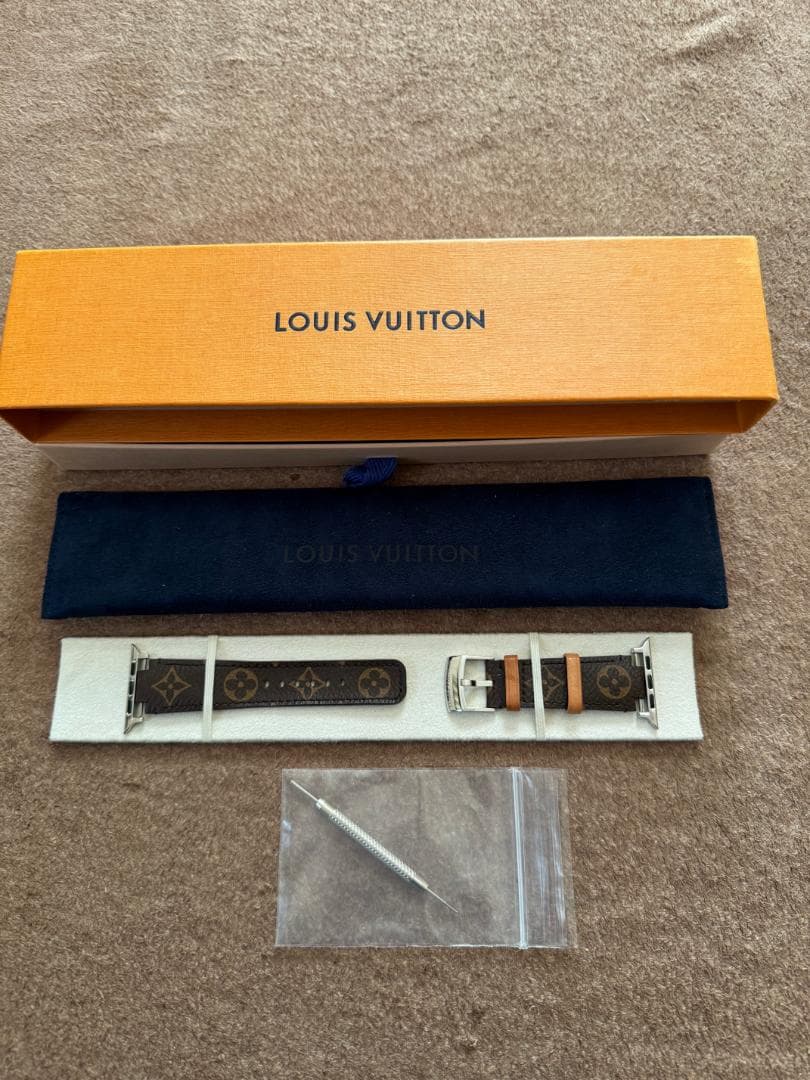 ルイヴィトン タンブール モノグラム　キャンバス　ストラップ　アップルウォッチ