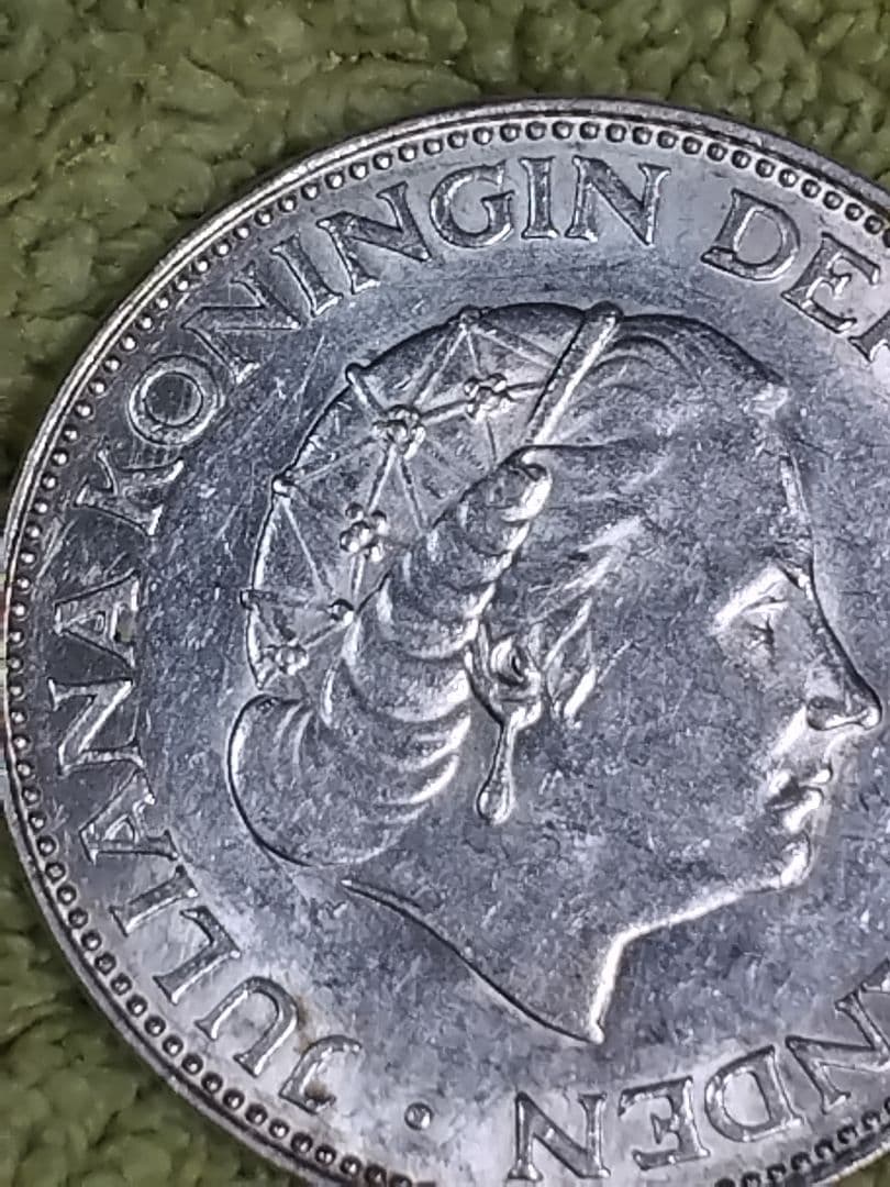 hab021 オランダ 旧貨幣 2.5ギルダー1938年,1966年 ２枚セット