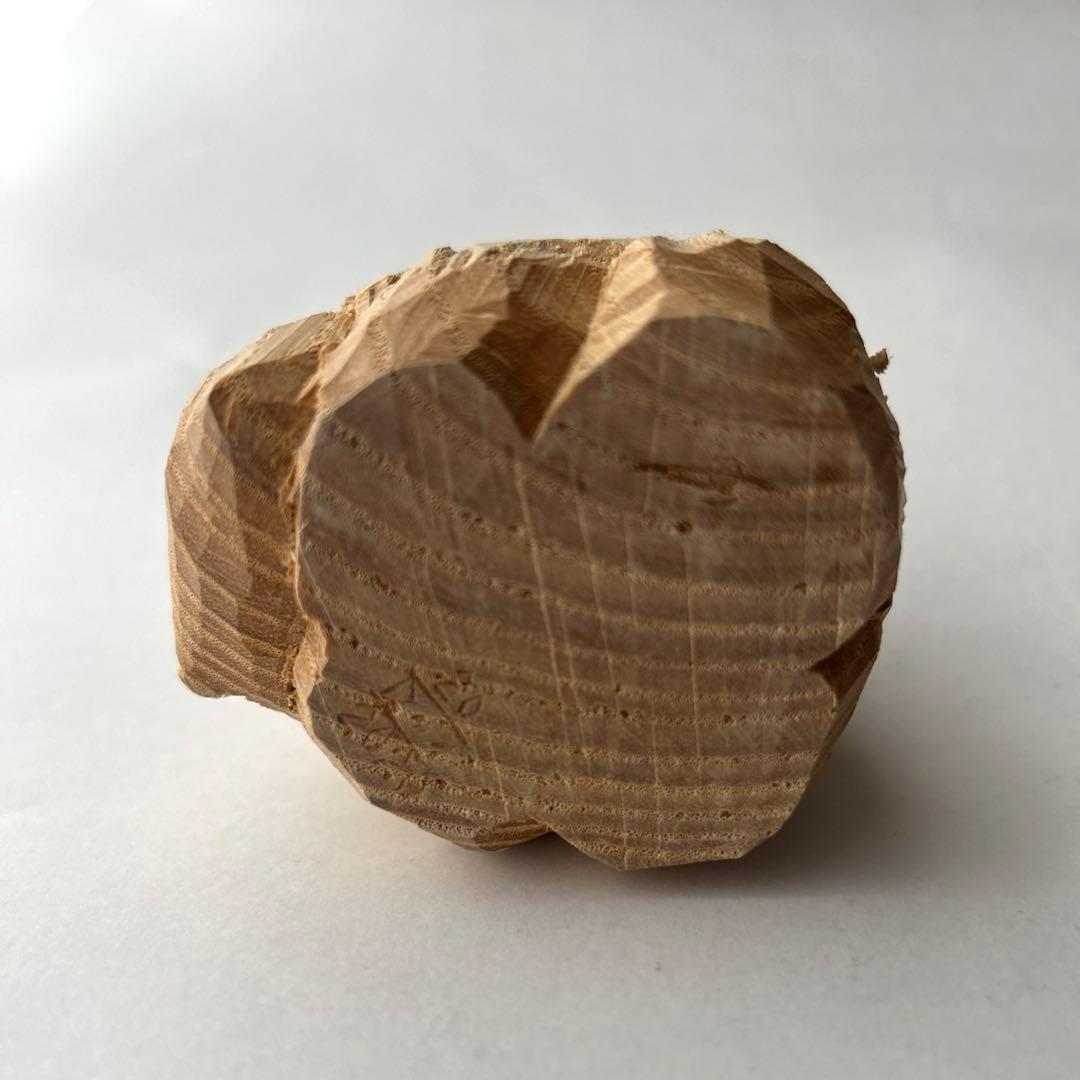 高野夕輝 木彫り熊 彫刻 木彫り 抽象熊