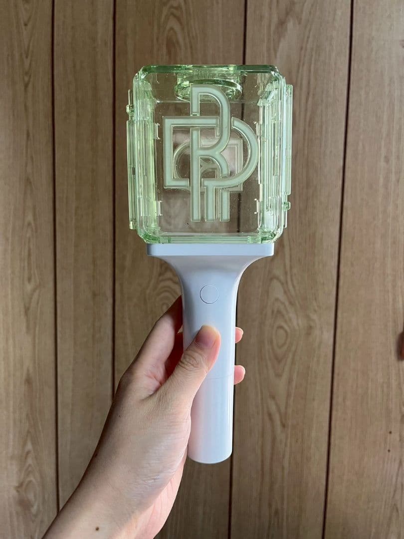 K―POP　ペンライトセット 8種類