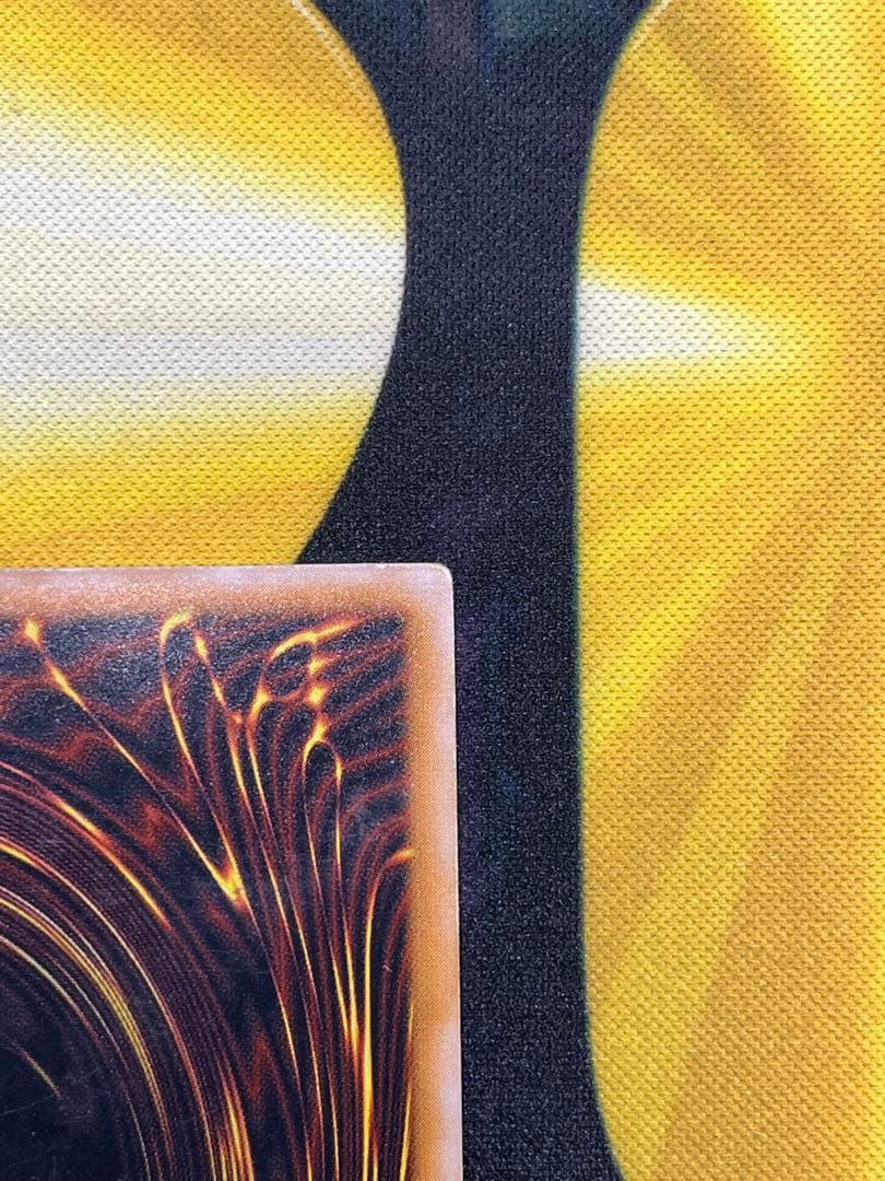 遊戯王　青眼の白龍　レリーフ　SM-51