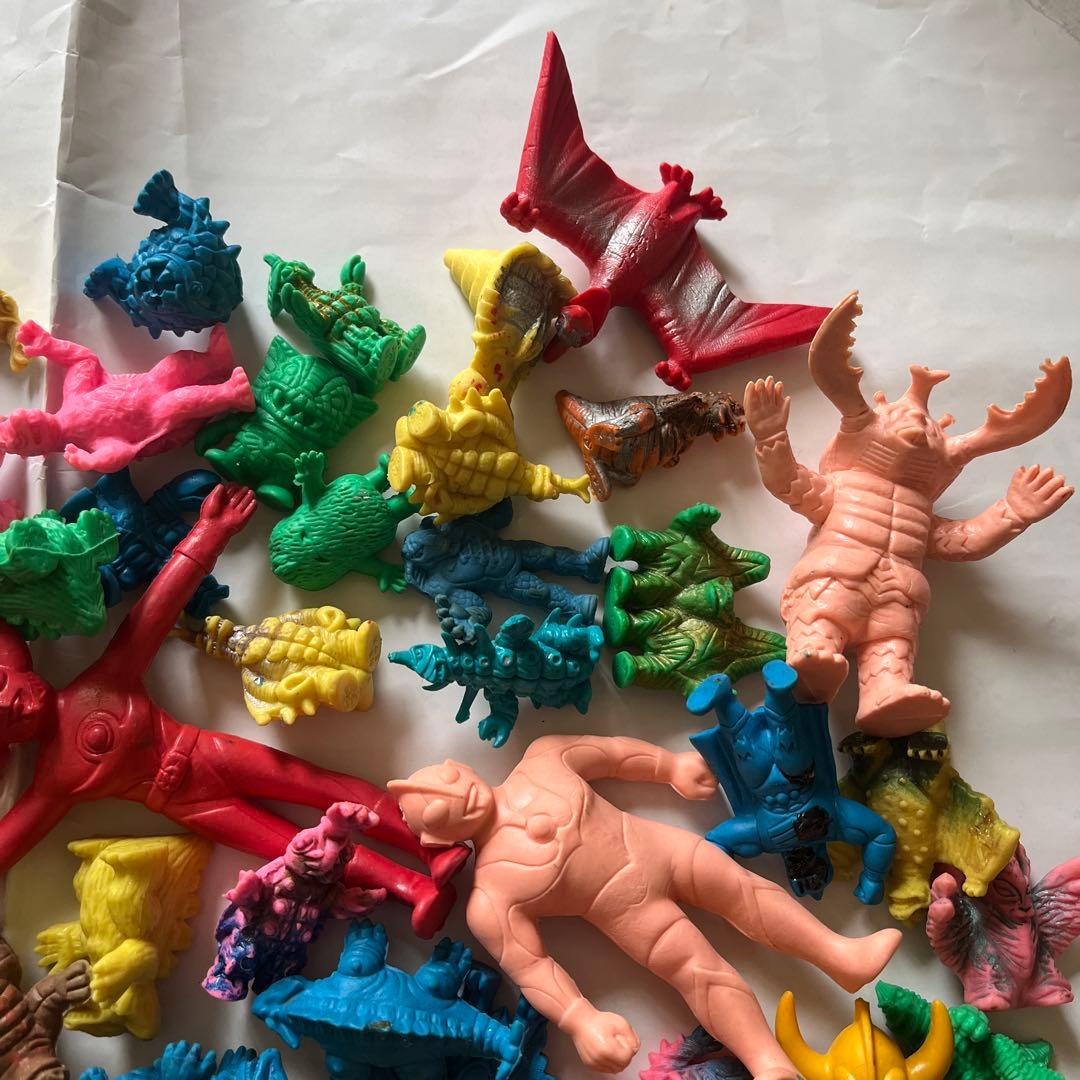 年代物　レトロ　ウルトラマンシリーズ 怪獣フィギュア 約50体セット