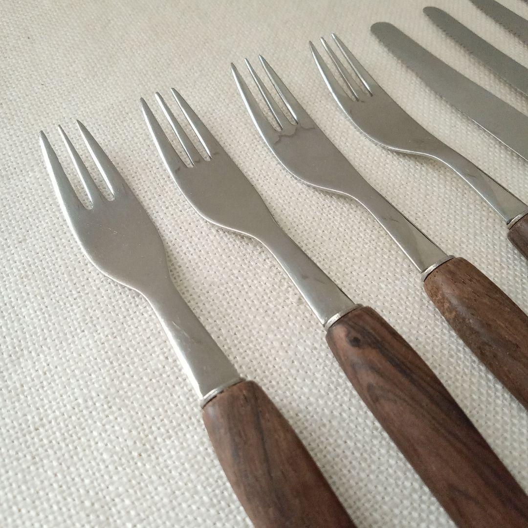 ドイツ・ゾーリンゲン／チークハンドルのフォーク＆ナイフ 8本セット／ヴィンテージ