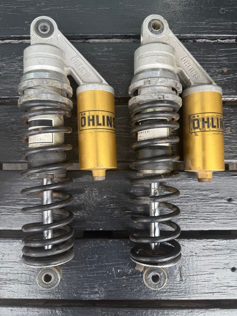 ÖHLINS サスペンション