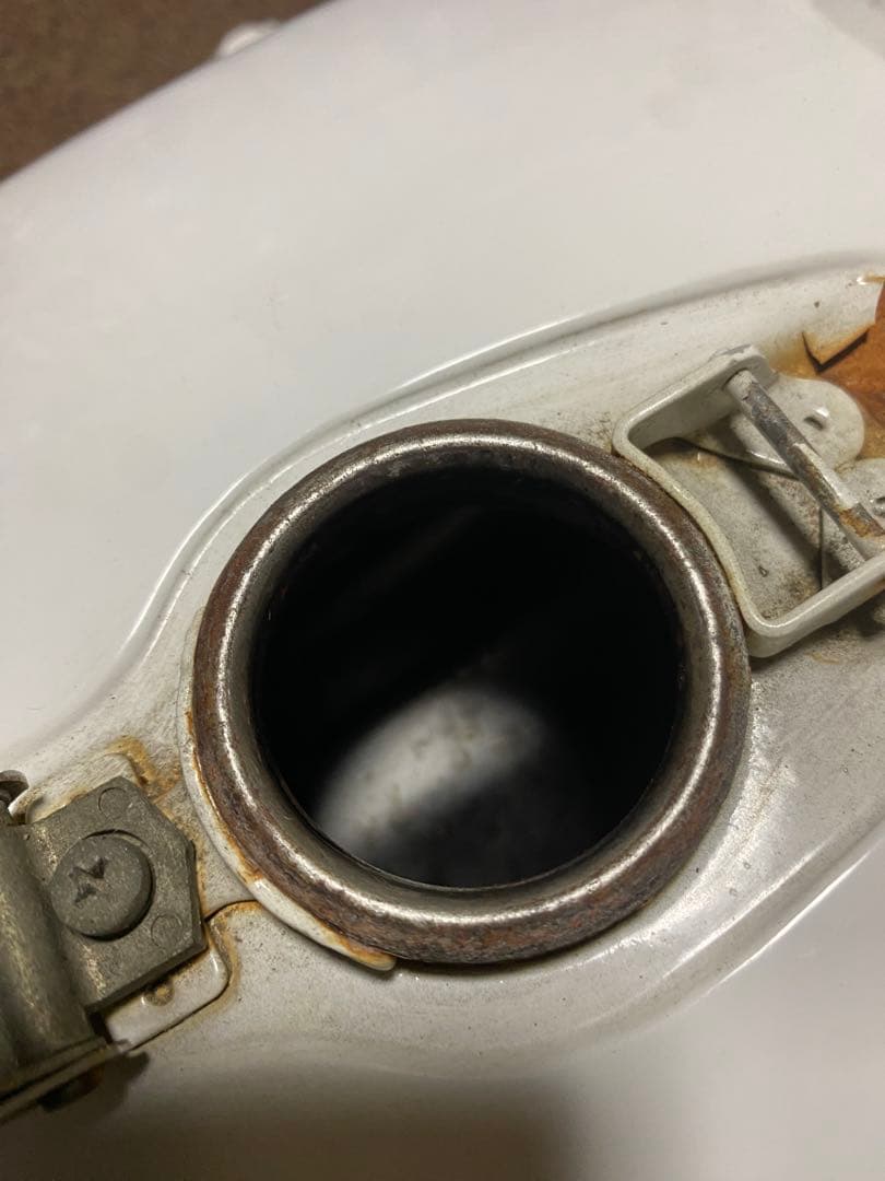 YAMAHA SR400 ガソリンタンク