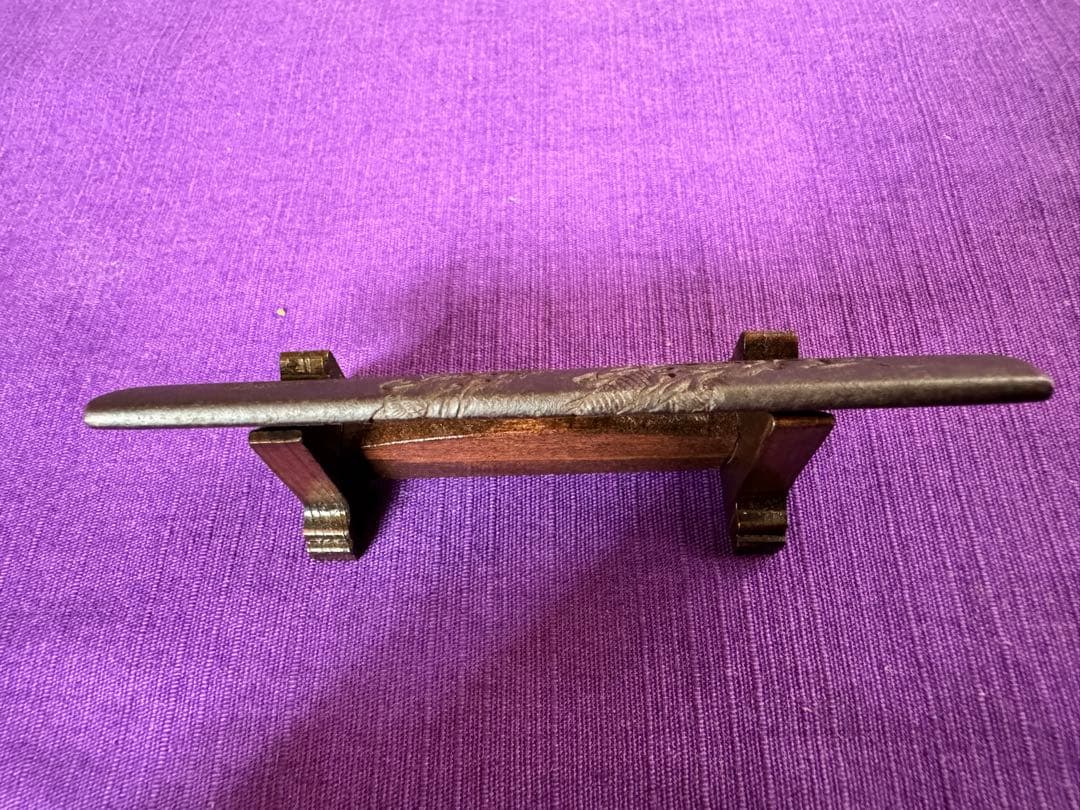 成龍軒栄寿　最高峰品　鉄地龍図小柄　特保確実　真作保証（日本刀装具笄鍔鐔目貫小刀