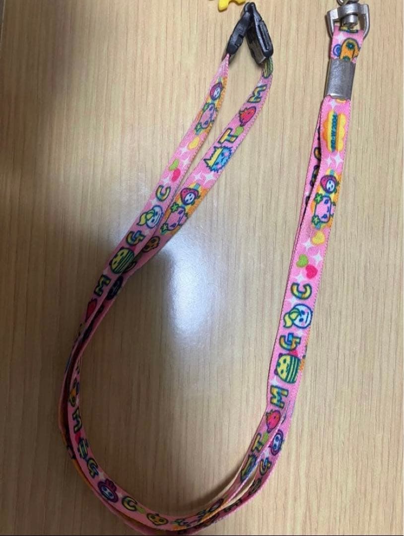 いぇー!ふぁみりーイロイロ!たまごっちプラス ふぁみたまおやつ