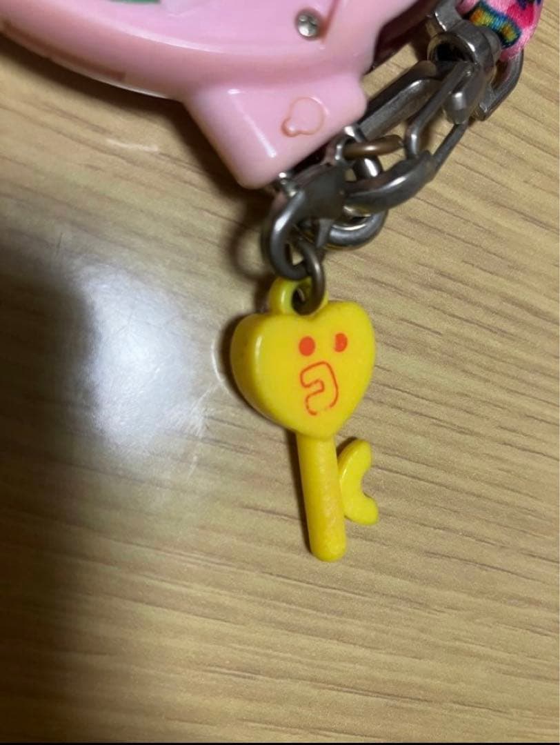 いぇー!ふぁみりーイロイロ!たまごっちプラス ふぁみたまおやつ