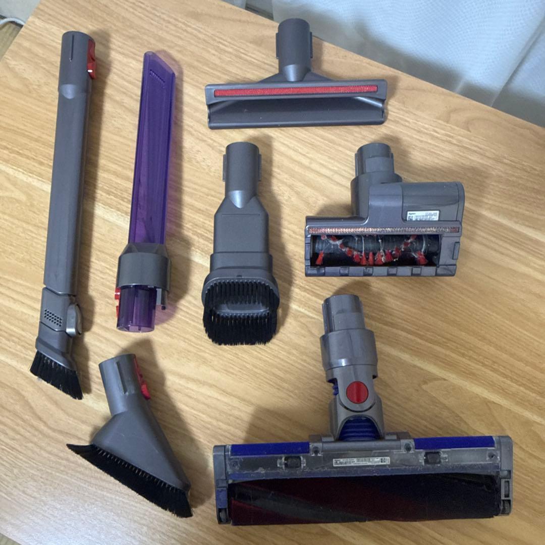 [美品] Dyson V8 Slim Fluffy+ 掃除機