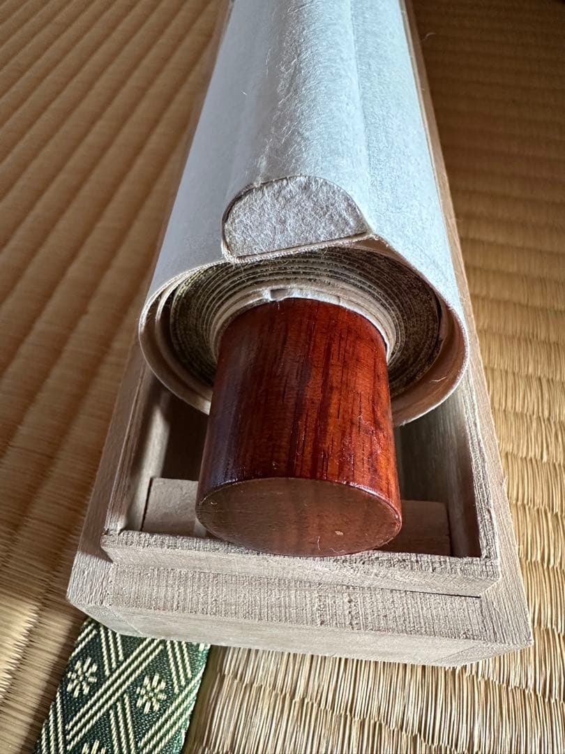 美人画　掛軸 浮世絵　未使用品　桐箱