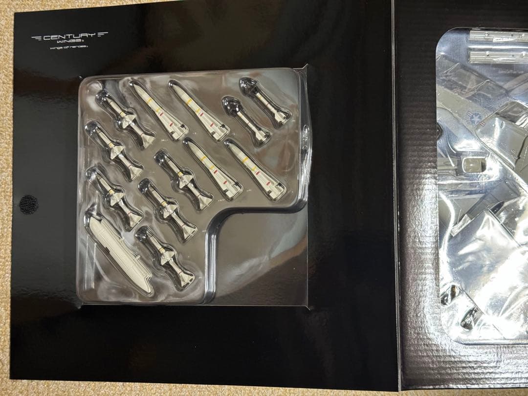 CENTURY WINGS 1/72 F-14 トムキャット ジョリーロジャース