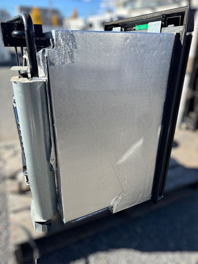 【送料込み】Dometic 冷蔵庫・冷凍庫