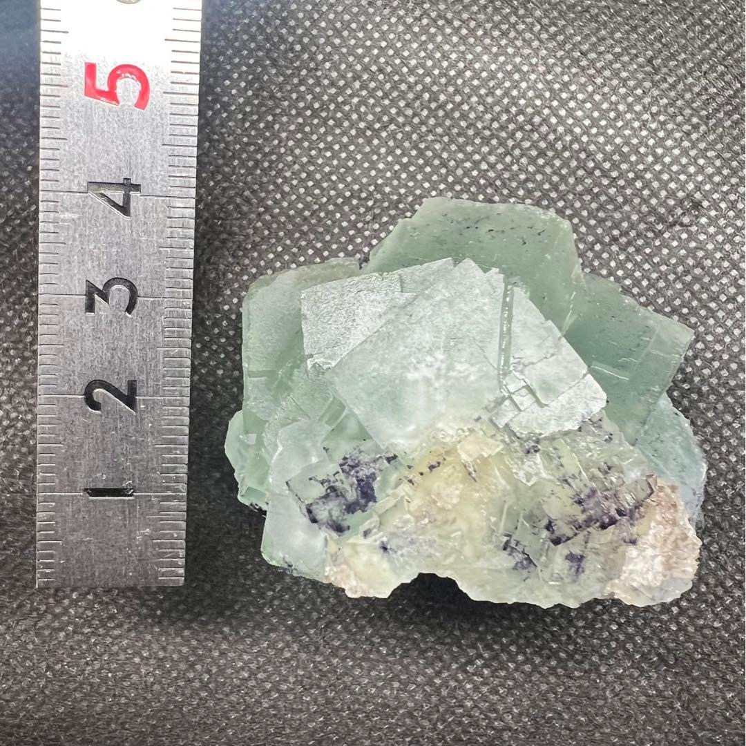 北京産　「瓶覗色（かめのぞきいろ）」フローライト