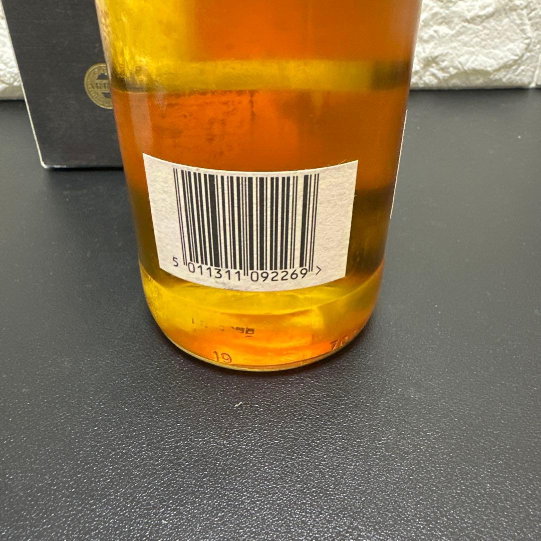 ロバート バーンズ アラン ブレンド スコッチウイスキー箱付き　未開栓