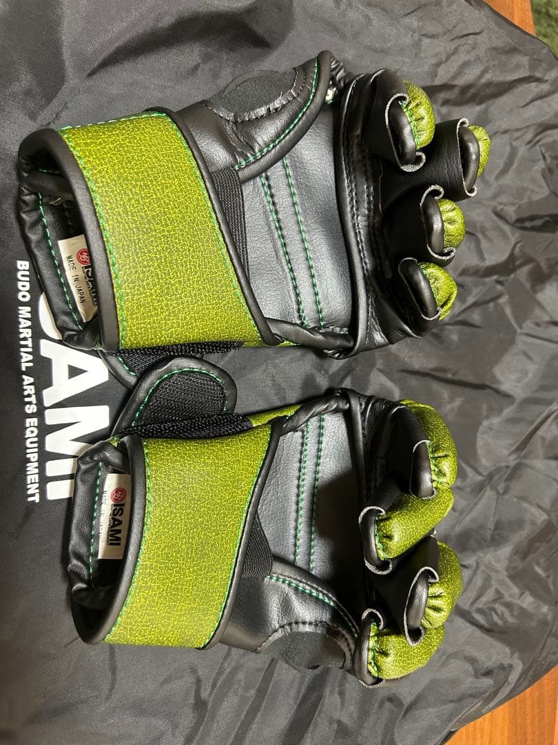 ISAMI RIZIN ボクシンググローブ グリーン　Sサイズ