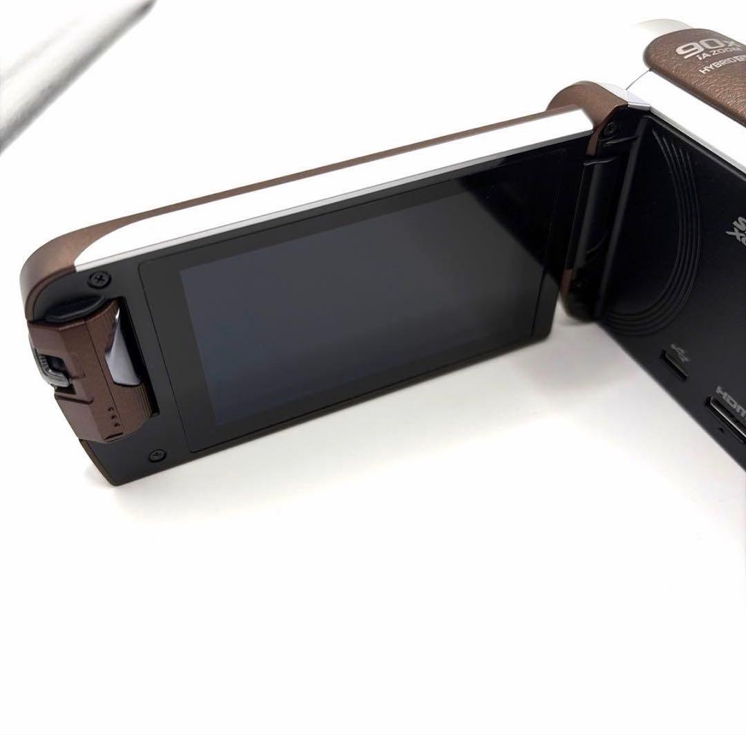 美品　Panasonic HC-W590M ブラウン　デジカメ　おまけ付き