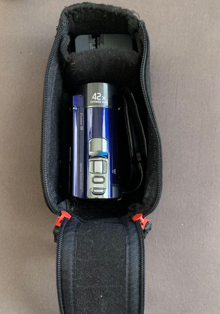 SONY HDR-CX180 ハンディーカム　ビデオカメラ　バッテリー　2個付き