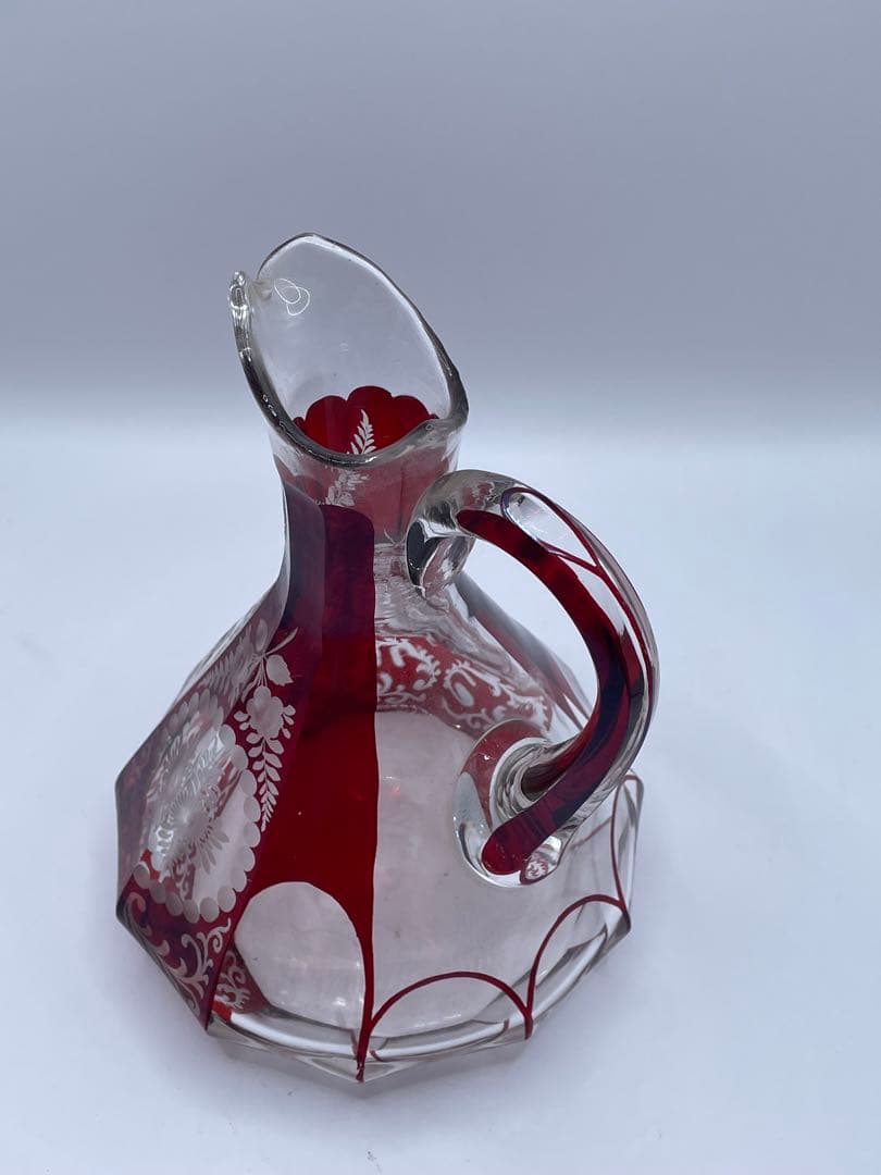 赤色エッチングデザインデカンタ