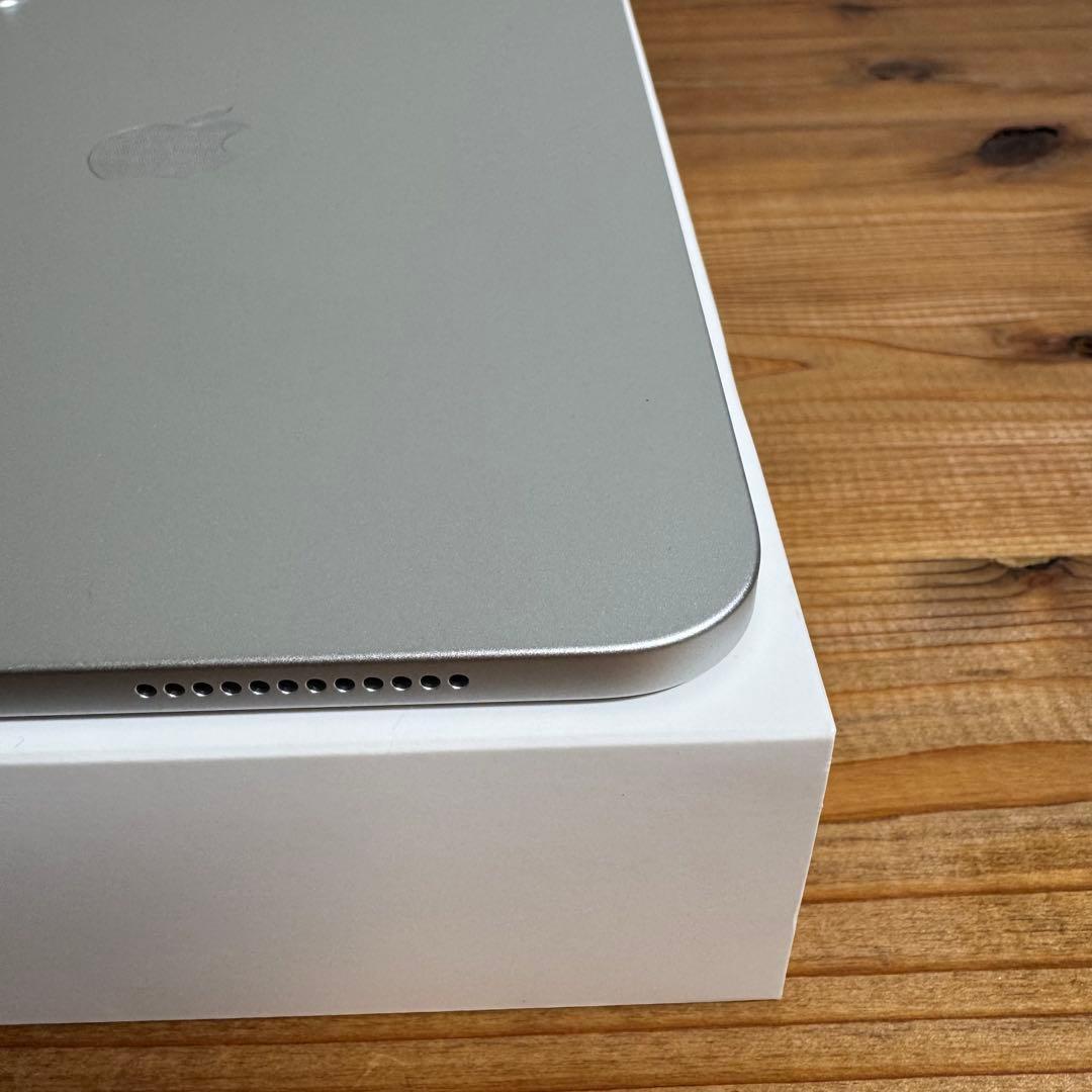 iPad 11inch 128GB A16 マジックキーボード