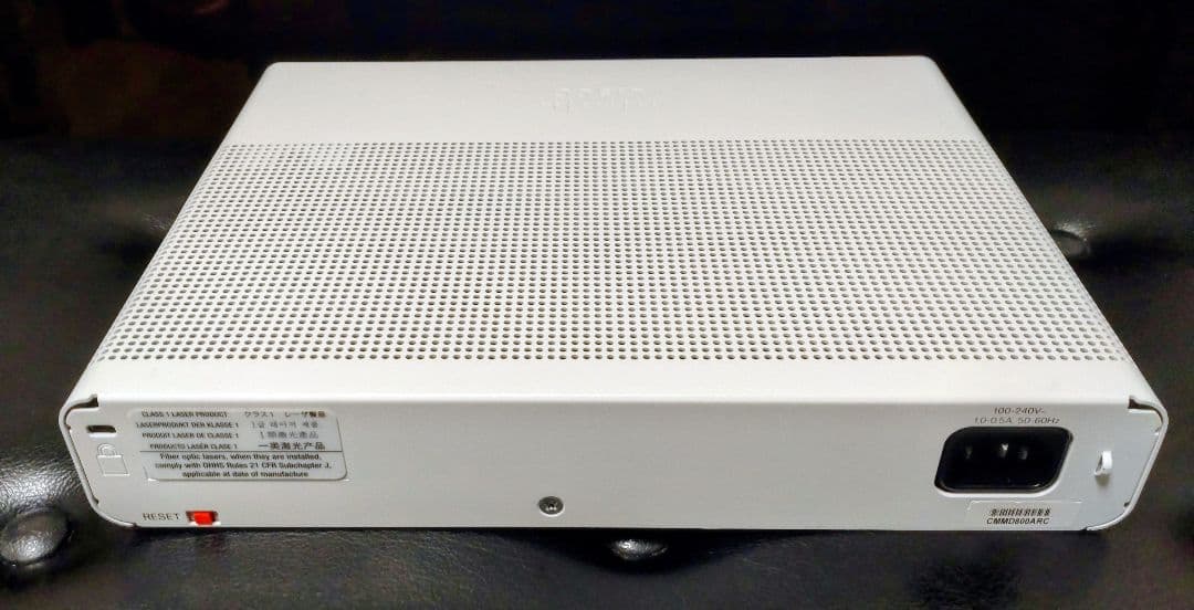 Cisco Catalyst C3560CG-8TC-S L3スイッチ