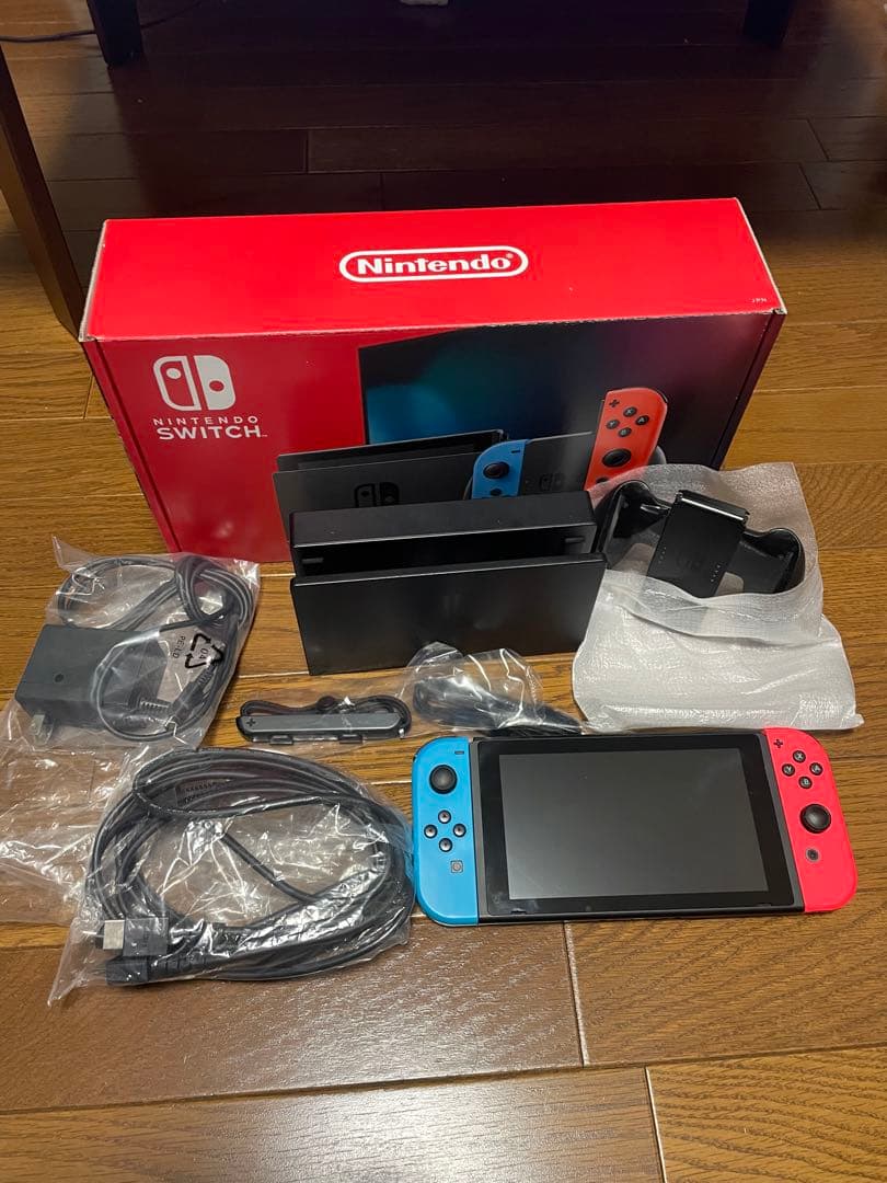 【美品】Nintendo Switch 本体 Joy-Con