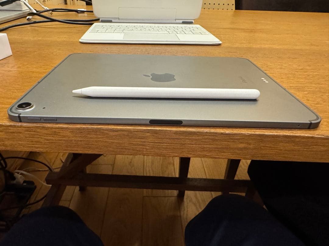 iPad Air 第5世代 simフリー256gb おまけ