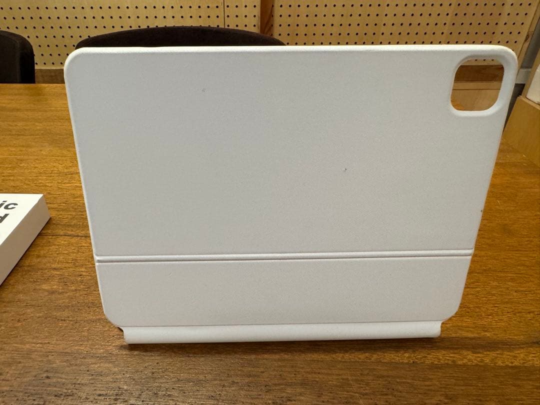 iPad Air 第5世代 simフリー256gb おまけ