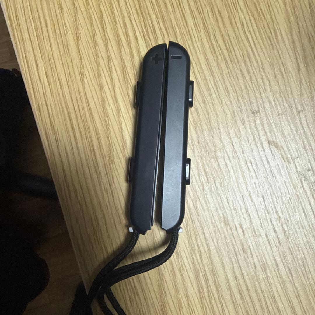 Nintendo Switch(初期化済・ジョイコンあり・説明欄に付属品記載)