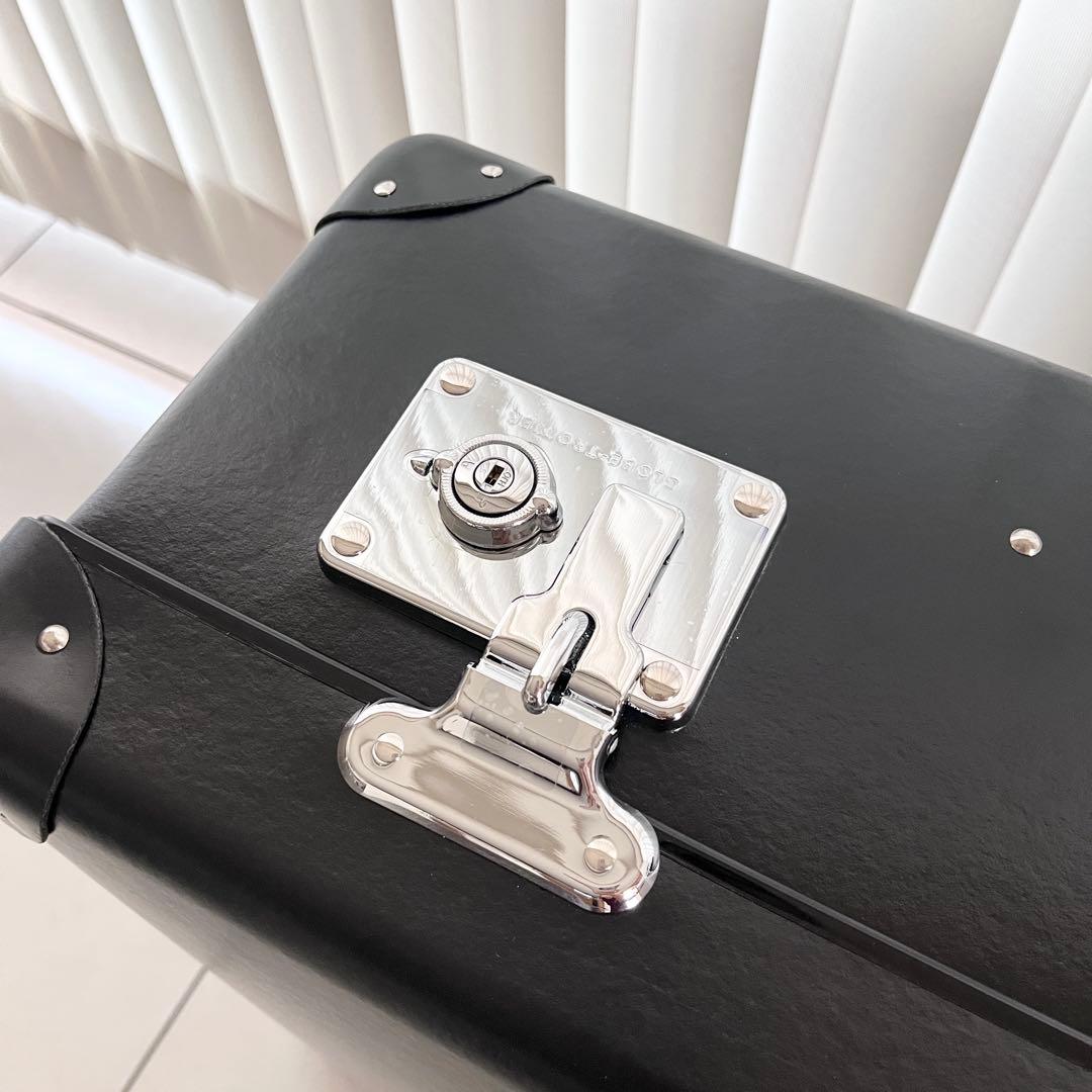 【てっぺい】美品！GLOBETROTTERグローブトロッタースーツケース