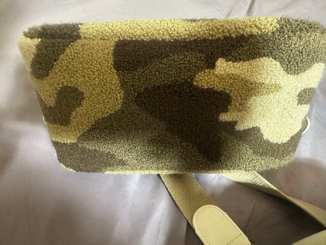 muta ムータ　パイルポーチ　ハンドバッグ