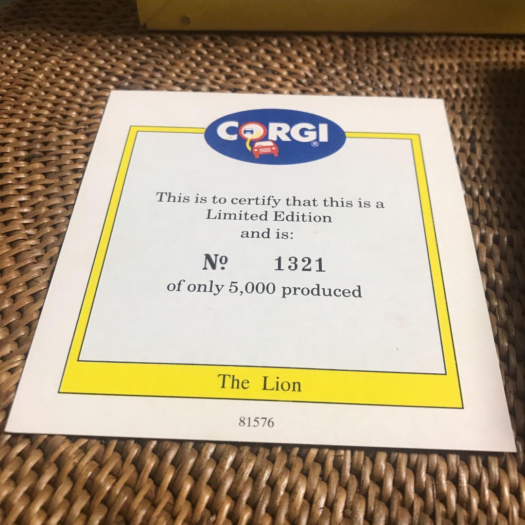 ワーゲンバスミニカー　CORGI社　シリアルナンバーあり