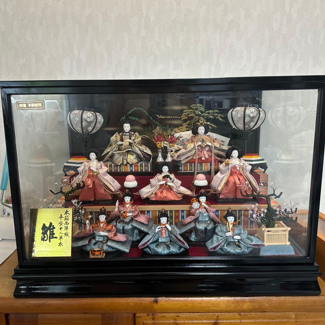 特選 雛人形 ガラスケース入り　黒皮リュウ