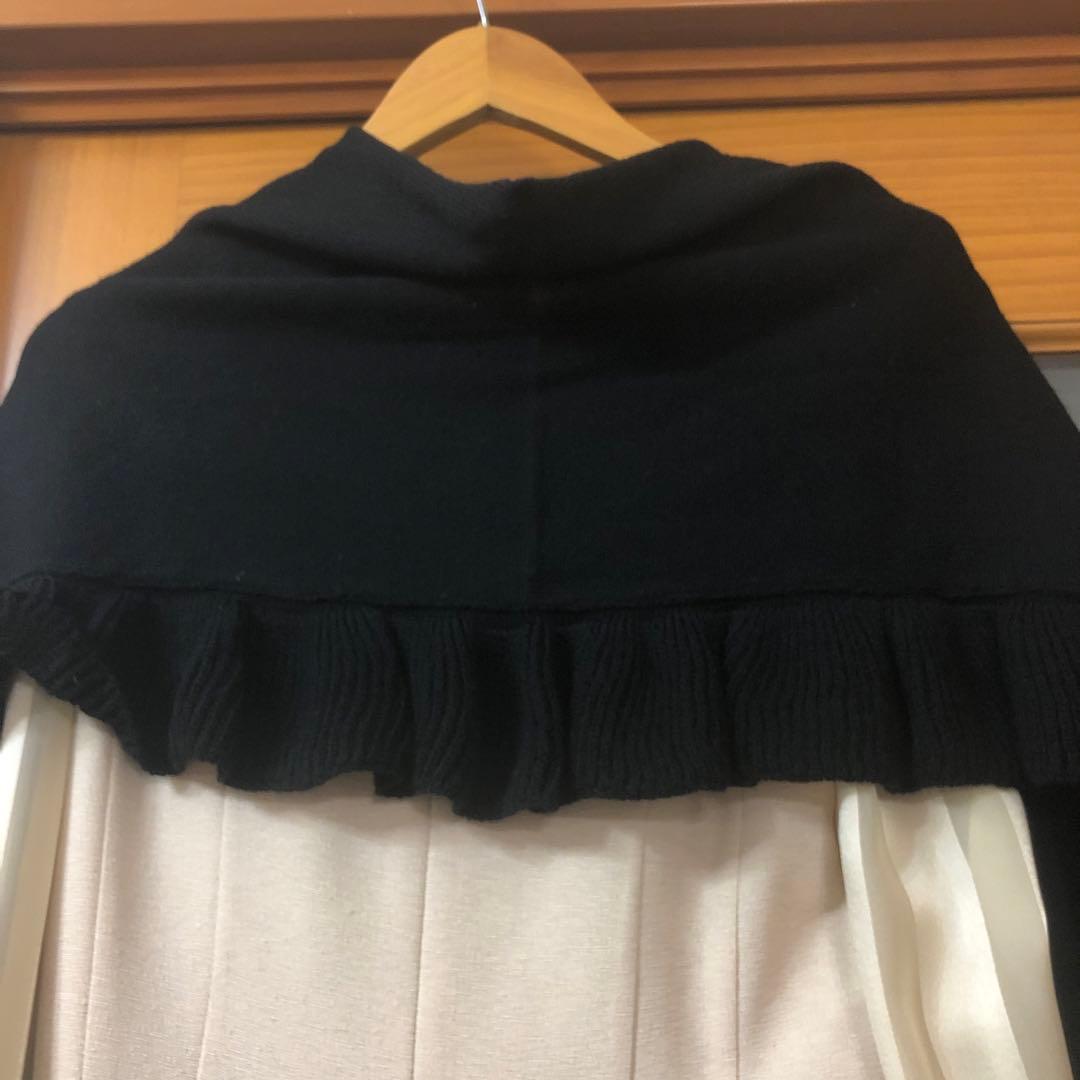 フェイラーストール　マフラー　ポンチョ　肩掛け　膝掛け　刺繍入　未使用