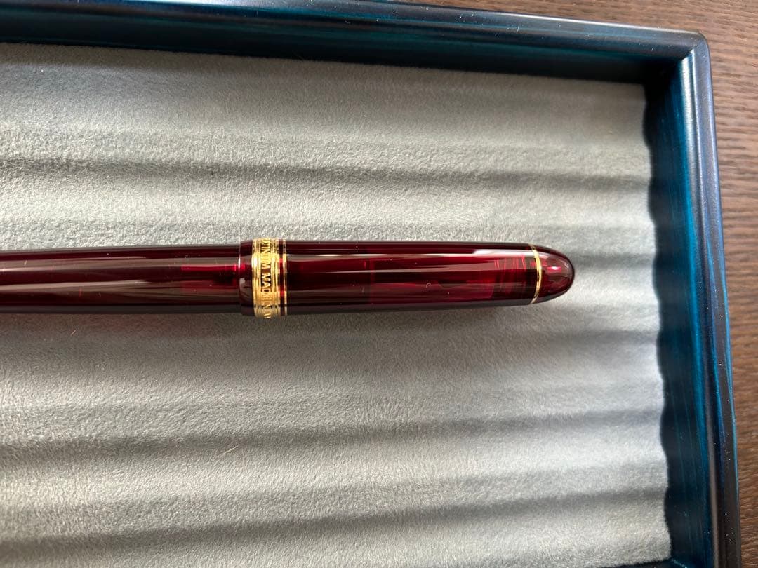 プラチナ万年筆 #3776 センチュリー ブルゴーニュ Fニブ