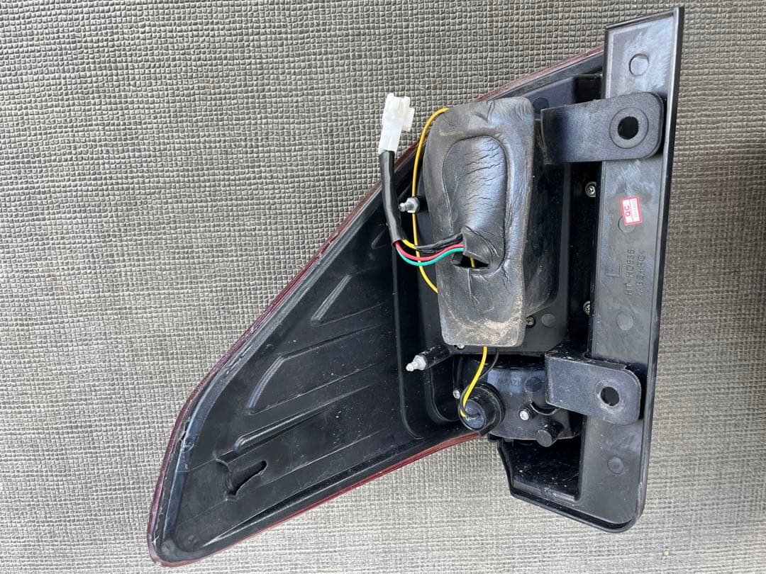 アルファード　ヴェルファイア20系 LED クリスタルアイ　テールランプ