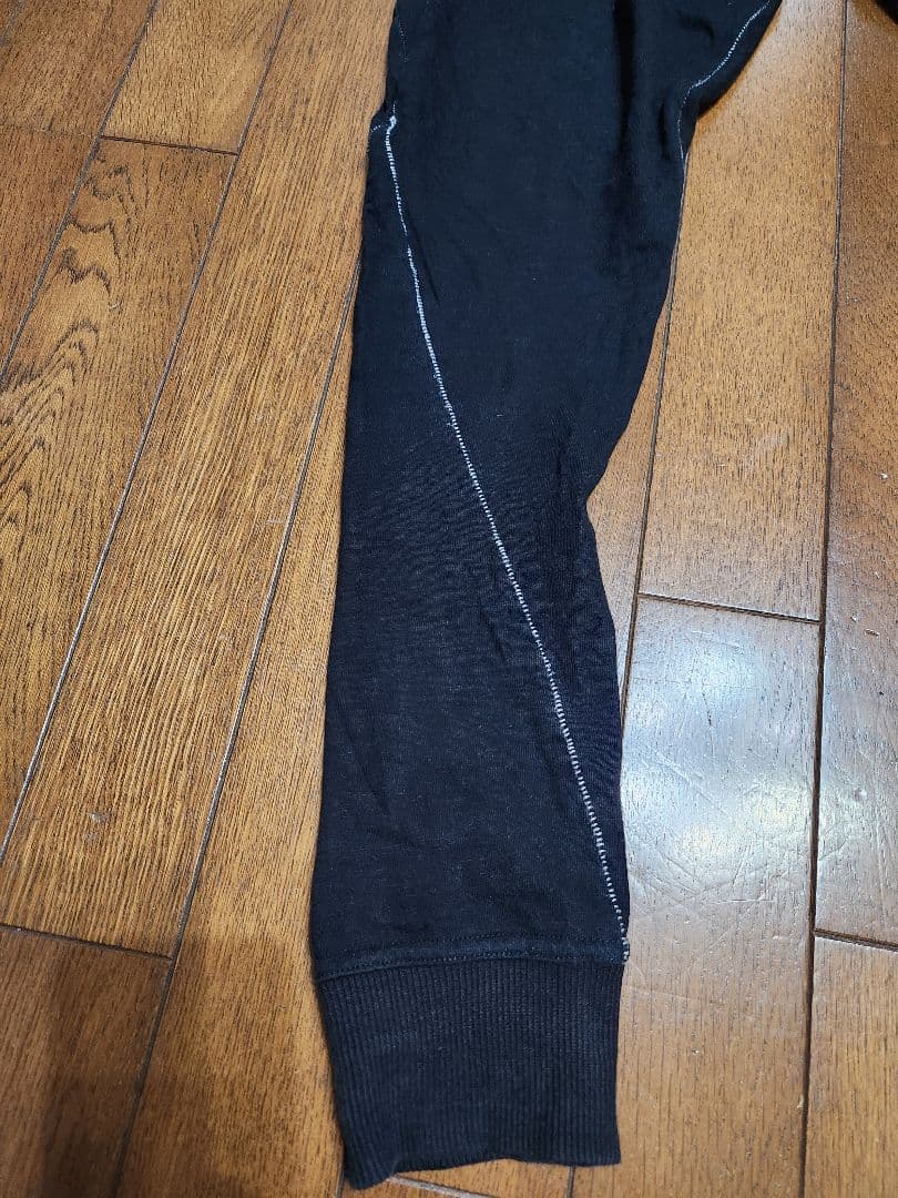 A.F.HOMME ブラック サルエルパンツ　サイズ44　白いステッチ