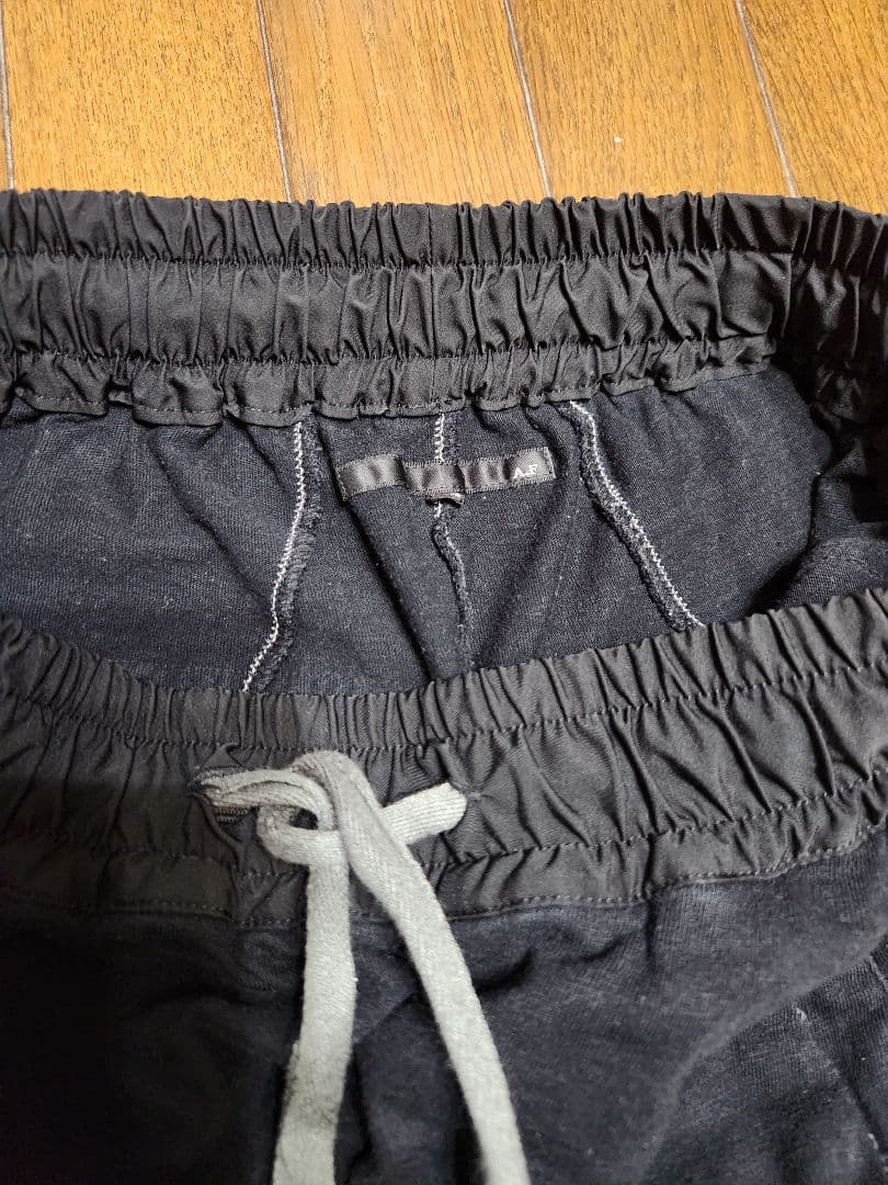 A.F.HOMME ブラック サルエルパンツ　サイズ44　白いステッチ