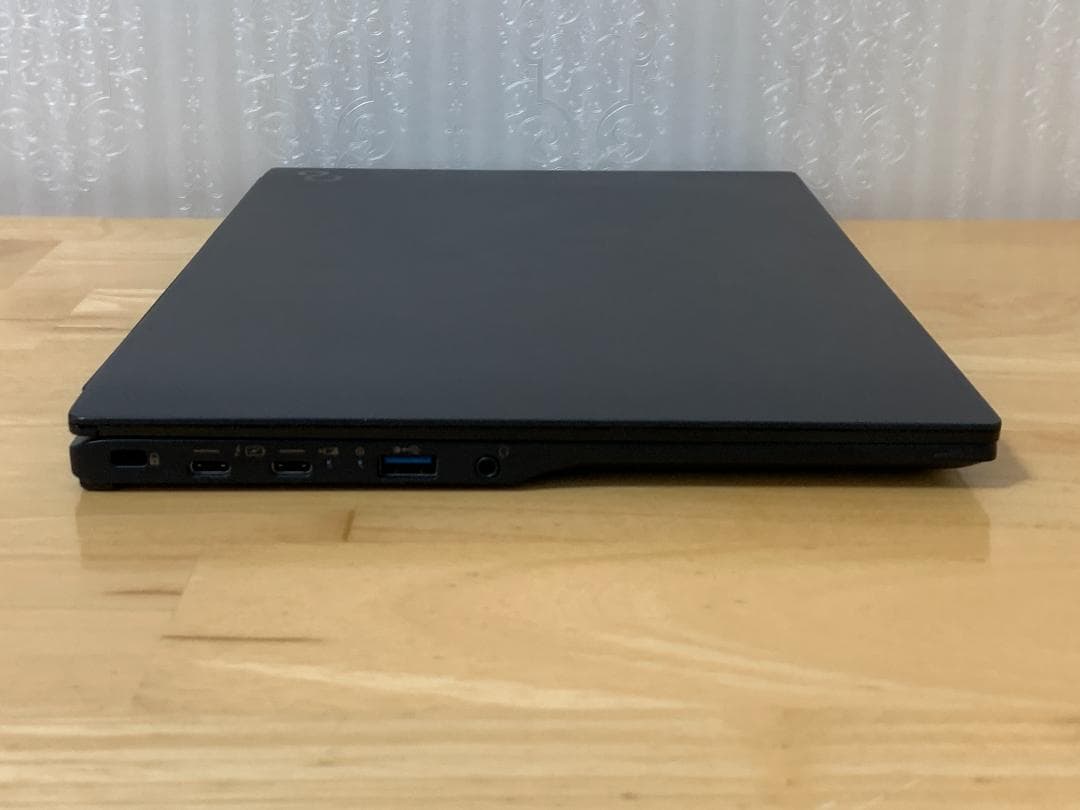 LIFEBOOK UH90/H1 1360P|16G|512G|14インチ