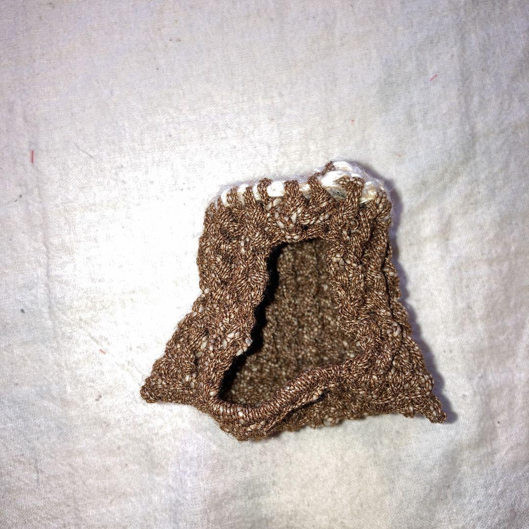 ぬいぐるみ　木の切り株　お家