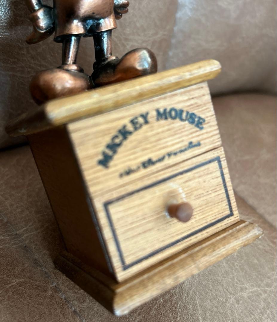 Donald DuckとMickey Mouseブロンズ像 金属製 フィギュア