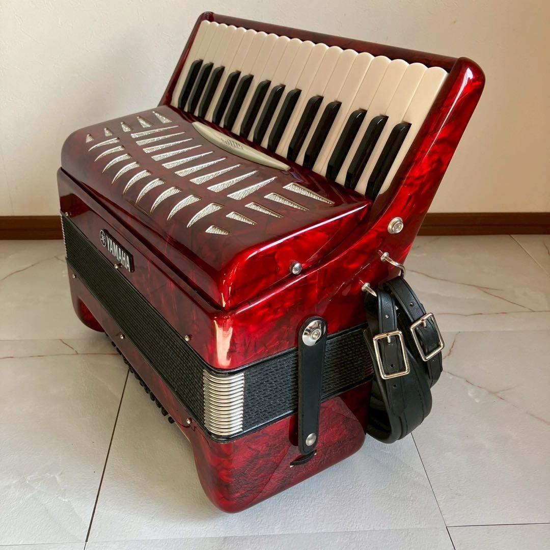 （美品） YAMAHA YA-32A アコーディオン 32ベース 32鍵盤